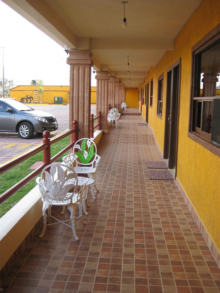Hotel Teotihuacan San Juan Teotihuacán Exteriör bild